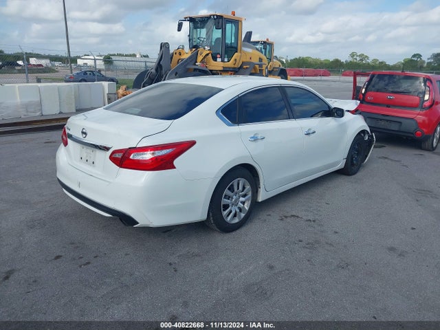 1N4AL3AP1HN359886 Nissan Altima 2.5 S