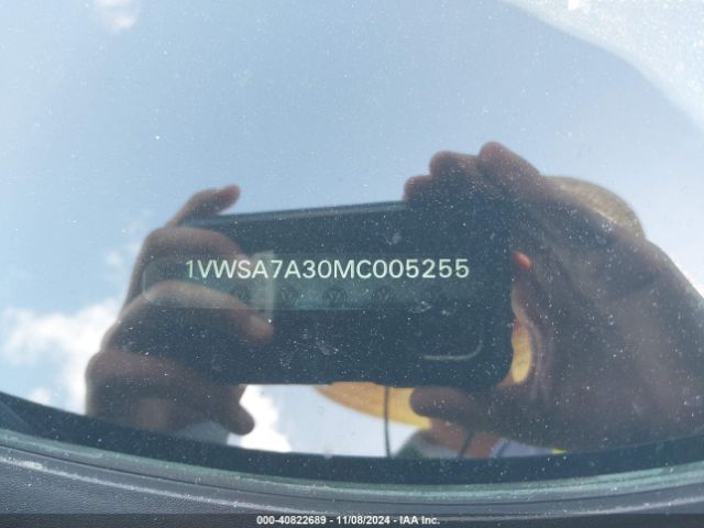 1VWSA7A30MC005255 Volkswagen Passat 2.0t Se