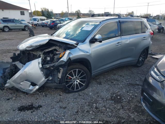 5TDJZRFH7HS509054 Toyota Highlander Se