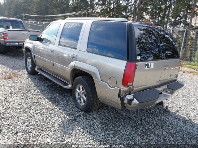 2000 CADILLAC ESCALADE 1GYEK13R1YR131178 Photo 2