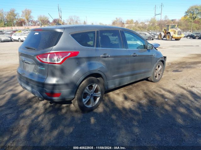 1FMCU0GX8EUD48323 Ford ESCAPE SE