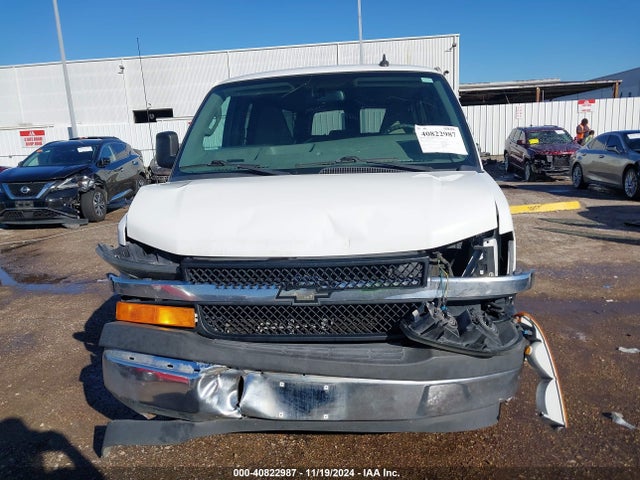 1GAZGPFG7H1140772 Chevrolet Express 3500 Lt