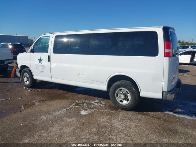 1GAZGPFG7H1140772 Chevrolet Express 3500 Lt