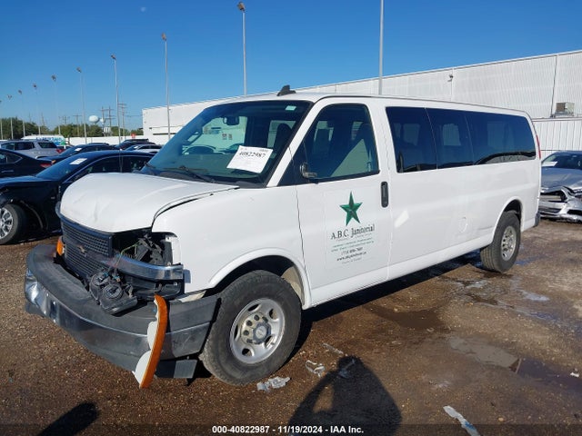 1GAZGPFG7H1140772 Chevrolet Express 3500 Lt