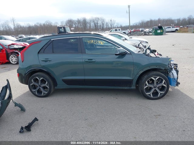 KNDCR3LE7P5081619 KIA Niro Ex Touring