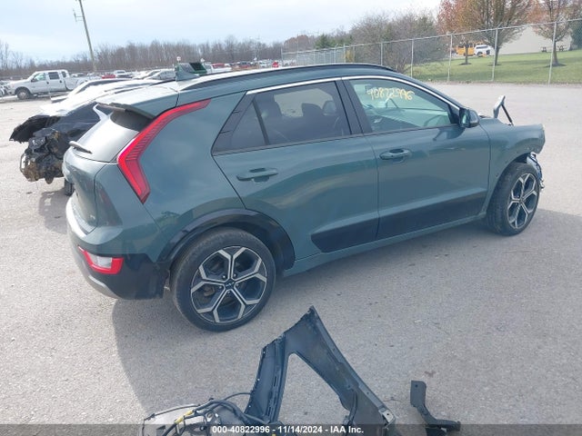 KNDCR3LE7P5081619 KIA Niro Ex Touring