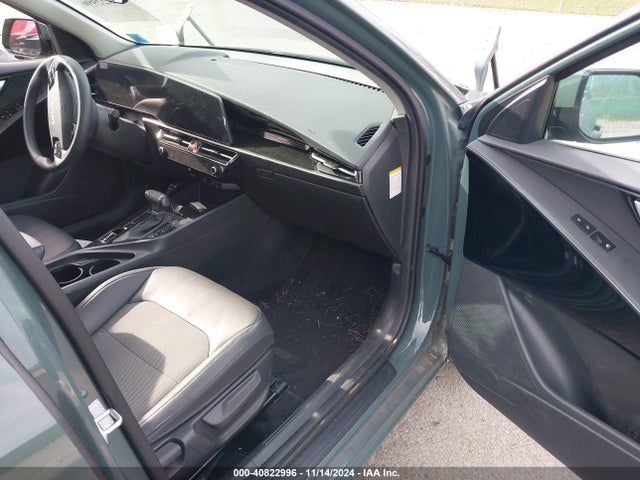 KNDCR3LE7P5081619 KIA Niro Ex Touring