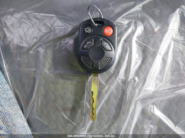1FADP5AU5JL100922 Ford C-max Hybrid Se