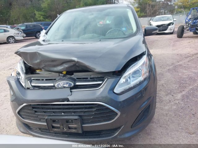 1FADP5AU5JL100922 Ford C-max Hybrid Se