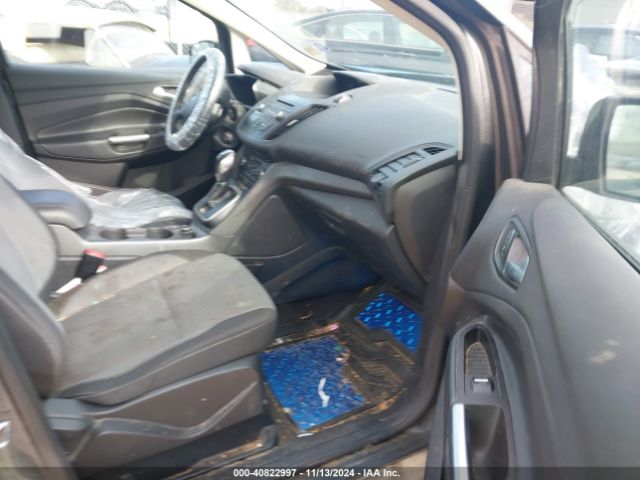 1FADP5AU5JL100922 Ford C-max Hybrid Se