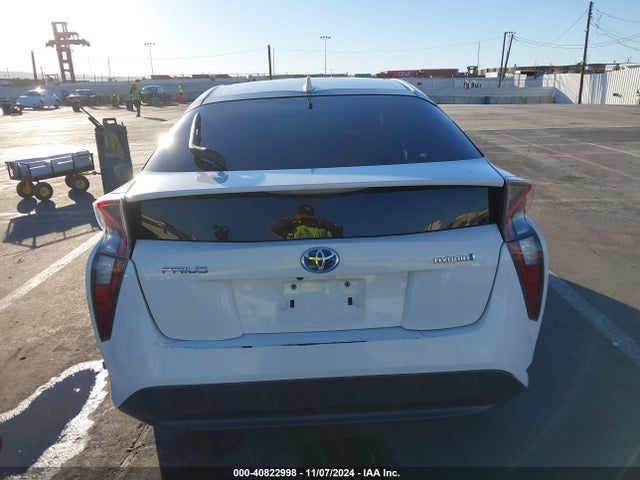 Toyota Prius Two 2016 JTDKBRFU1G3509346 Image 16