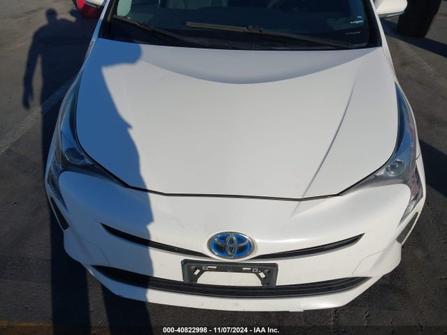 Toyota Prius Two 2016 JTDKBRFU1G3509346 Image 6