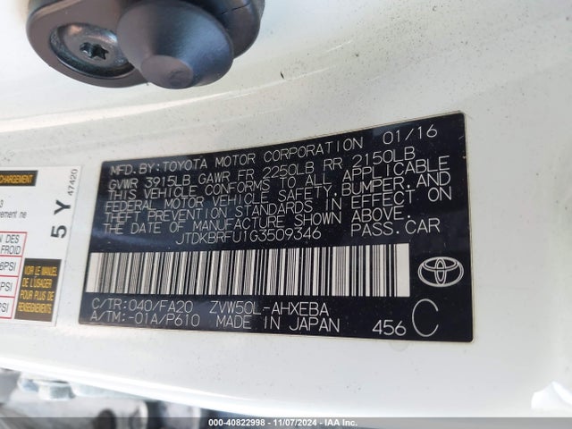 Toyota Prius Two 2016 JTDKBRFU1G3509346 Image 9