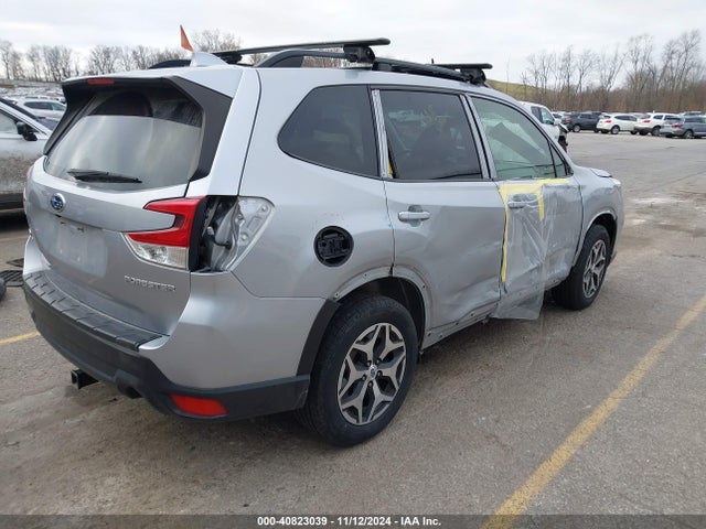 Subaru Forester Premium 2019 JF2SKAEC9KH433348 Image 4