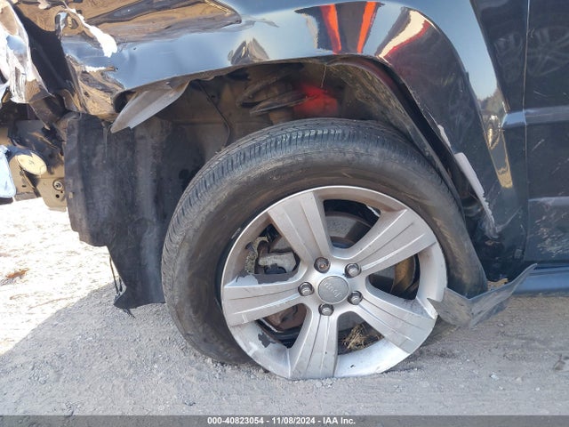 1C4NJRBB3HD113242 Jeep Patriot Sport 4x4