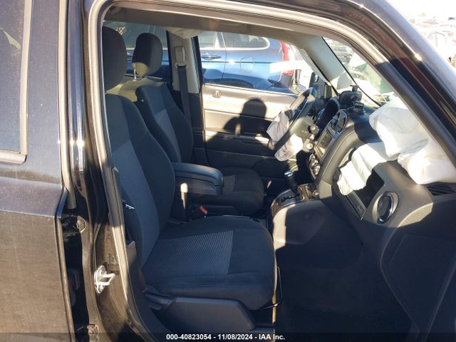 1C4NJRBB3HD113242 Jeep Patriot Sport 4x4