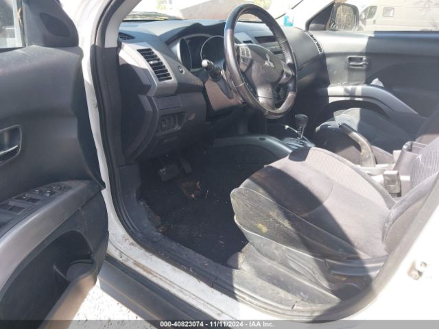 2010 MITSUBISHI OUTLANDER JA4AT2AW5AZ018348 Photo 4