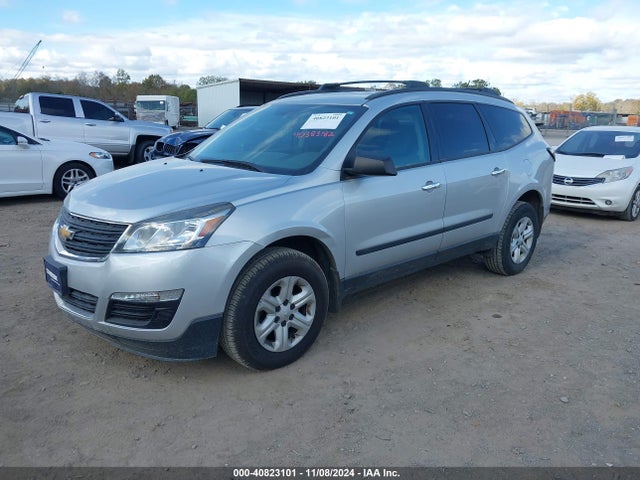 Chevrolet Traverse Ls 2017 1GNKVFED7HJ189252 Image 2
