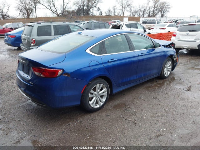 Chrysler 200 Limited 2015 1C3CCCAB7FN724497 Image 4