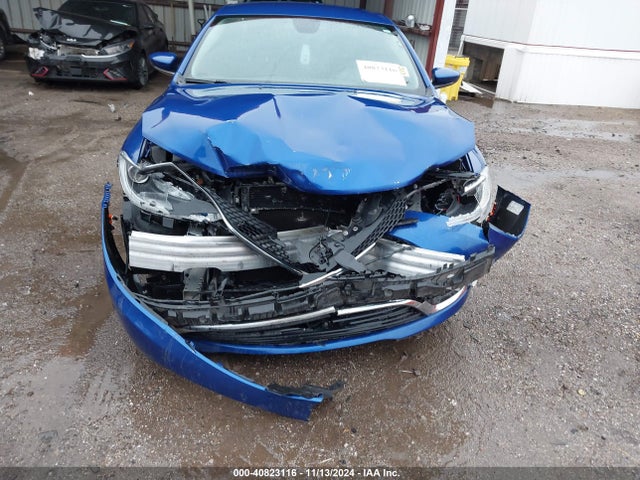 Chrysler 200 Limited 2015 1C3CCCAB7FN724497 Image 6