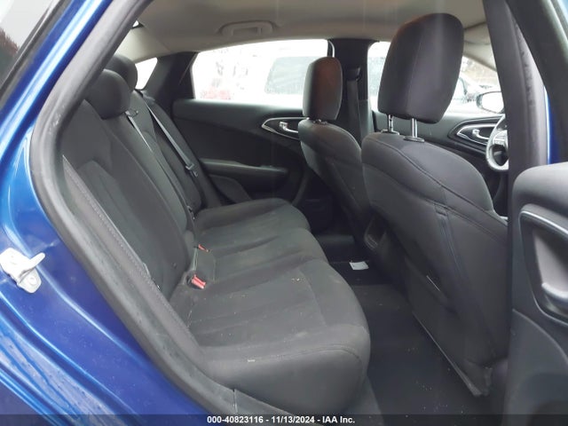 Chrysler 200 Limited 2015 1C3CCCAB7FN724497 Image 8