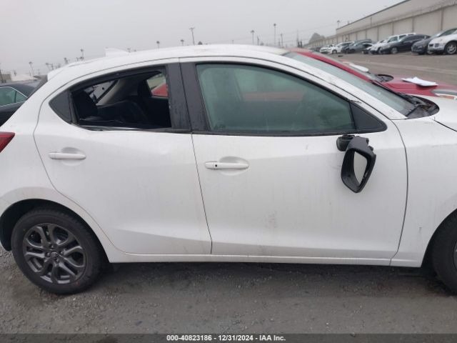 3MYDLBJV0LY705634 Toyota YARIS LE