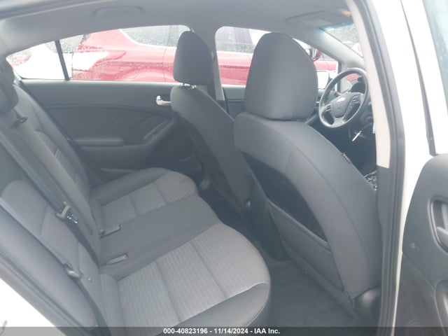 KIA FORTE LX 2018 3KPFL4A76JE209420 Image 8