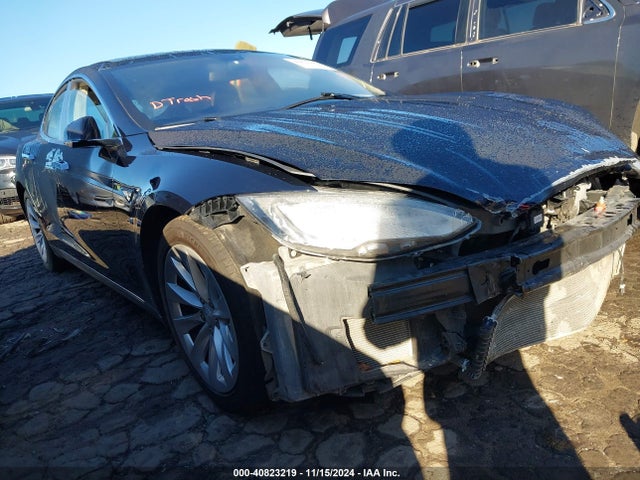 2014 TESLA MODEL S 5YJSA1S11EFP32325 Photo 0