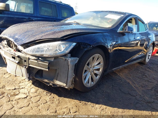 2014 TESLA MODEL S 5YJSA1S11EFP32325 Photo 1