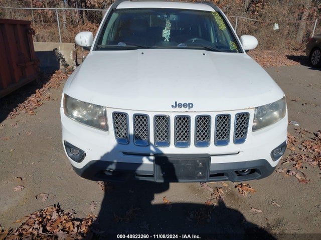 1C4NJDCB5ED629857 Jeep Compass Limited