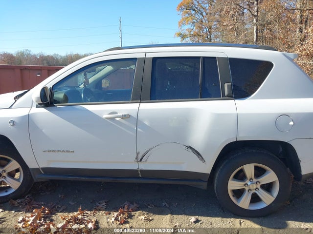 1C4NJDCB5ED629857 Jeep Compass Limited