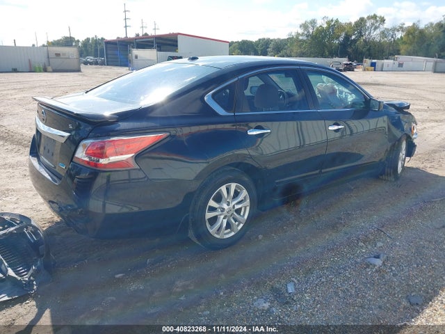 Nissan Altima 2.5 S 2014 1N4AL3AP6EN236340 Image 4