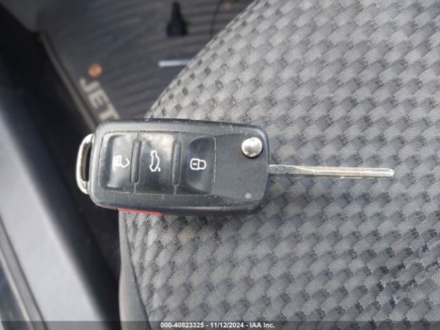 3VW2K7AJ6EM381292 Volkswagen Jetta 2.0l S