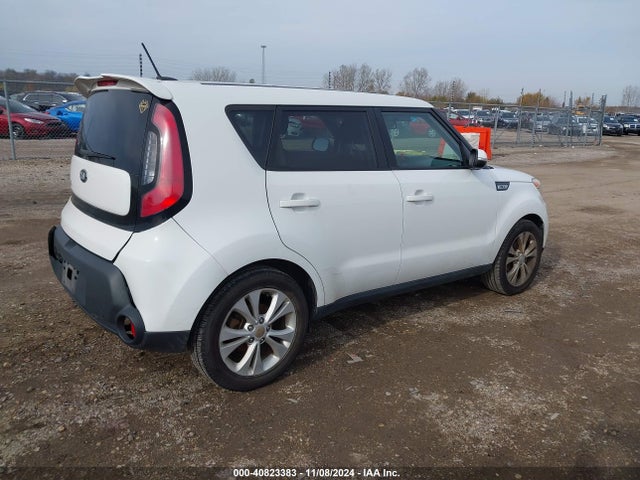 KIA SOUL + 2014 KNDJP3A53E7745481 Image 4