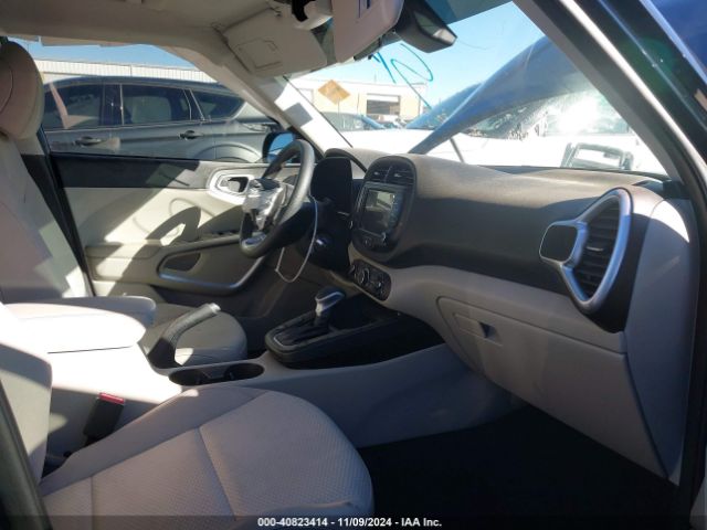 KNDJ23AU8P7202782 KIA SOUL LX