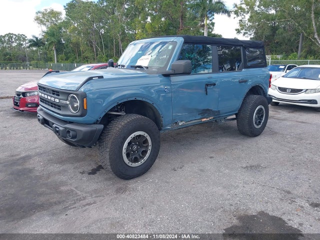 Ford Bronco Black Diamond 2022 1FMEE5DP0NLB74244 Image 2