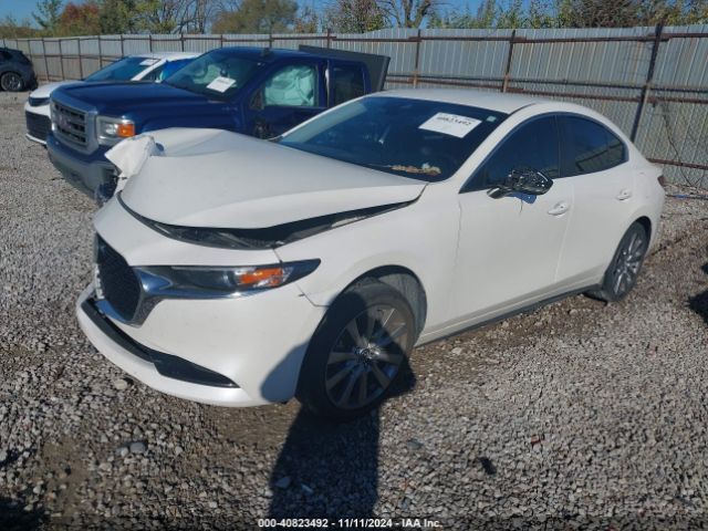 JM1BPADLXL1172341 Mazda Mazda3 Preferred Package