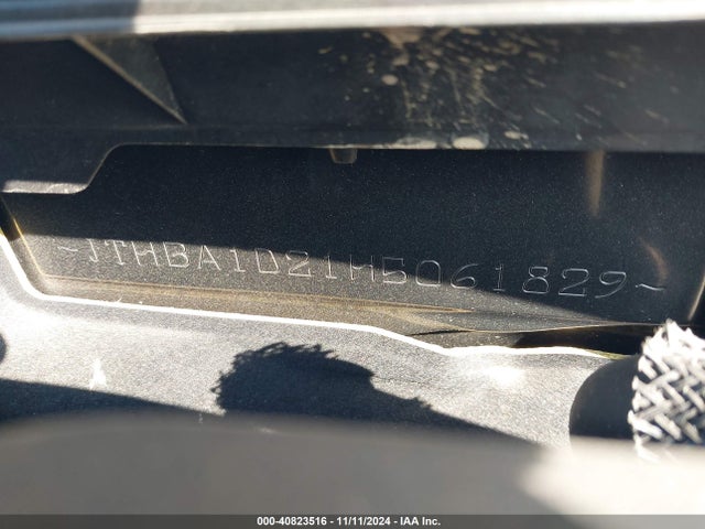 JTHBA1D21H5061829 Lexus IS 200T
