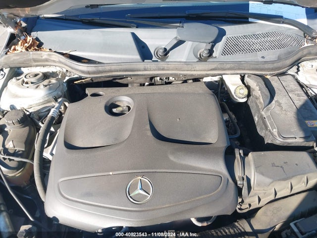Mercedes-Benz CLA 250 2015 WDDSJ4EB8FN252748 Image 10