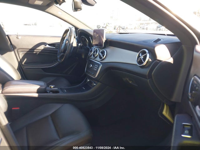 Mercedes-Benz CLA 250 2015 WDDSJ4EB8FN252748 Image 5