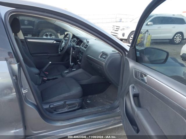3VWLA7AJ1FM323793 Volkswagen Jetta 2.0l Tdi S