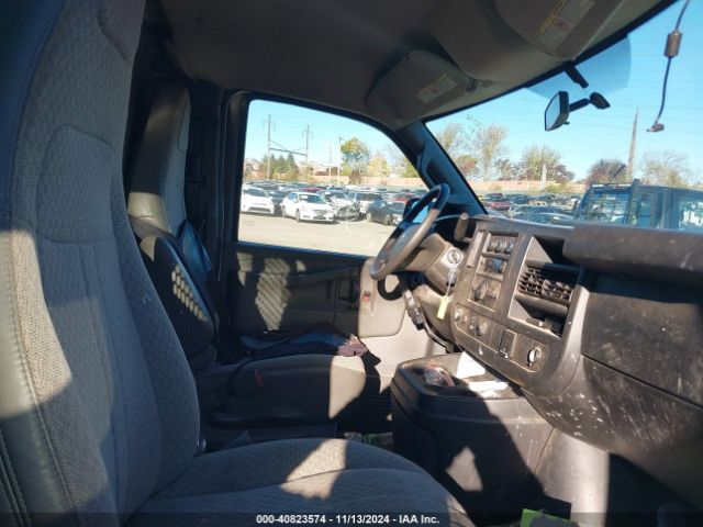 1GTW7AFFXH1915922 GMC Savana 2500 Work Van