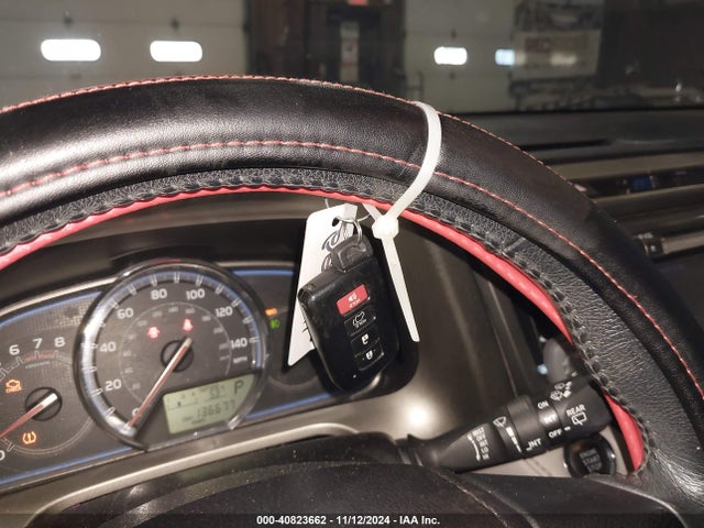 Toyota Rav4 Limited 2014 2T3DFREV9EW165654 Image 11