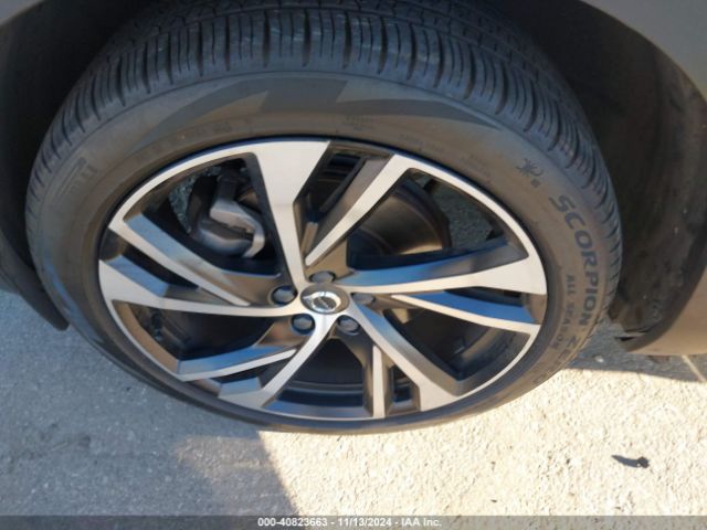 YV4162UM5N2743998 Volvo Xc40 T5 R-design