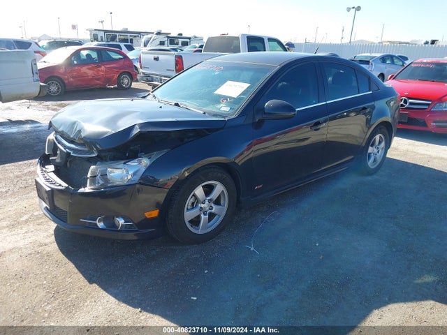 Chevrolet Cruze 1lt Auto 2014 1G1PC5SB7E7436613 Image 2