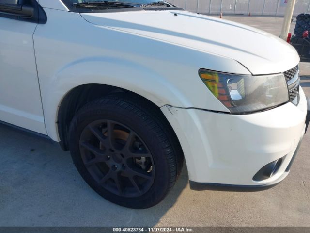 3C4PDCBG0FT588699 Dodge Journey Sxt
