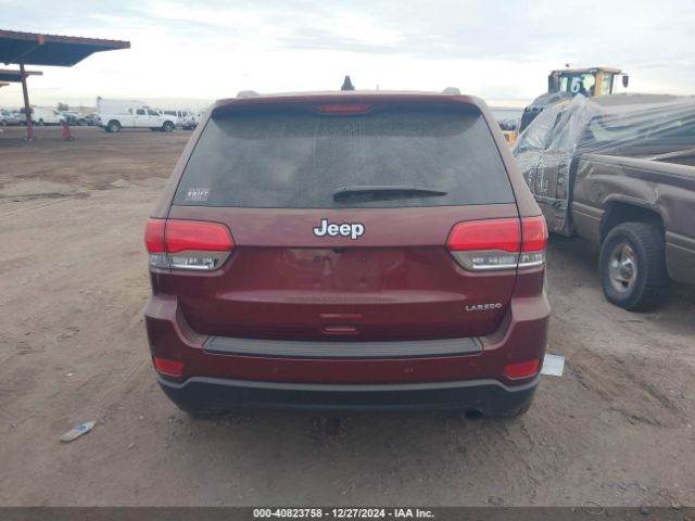 1C4RJEAGXJC412455 Jeep Grand Cherokee Laredo E 4x2