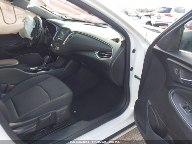1G1ZB5ST5JF180749 Chevrolet Malibu 1ls