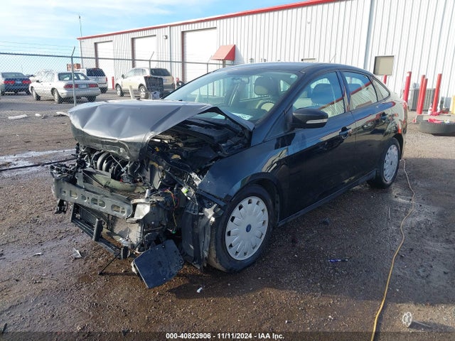 Ford FOCUS SE 2014 1FADP3F29EL356563 Image 2