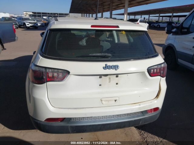 3C4NJCAB7JT263479 Jeep Compass Sport Fwd
